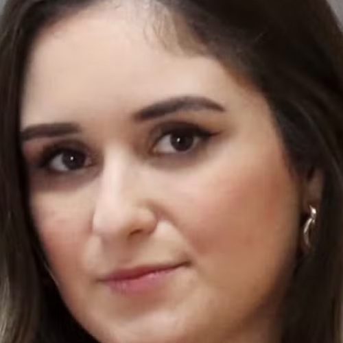 Marie Claire Saúde – Pós-dengue: ‘O meu corpo e minha mente não tinham forças para levantar da cama’ – Leia aqui: